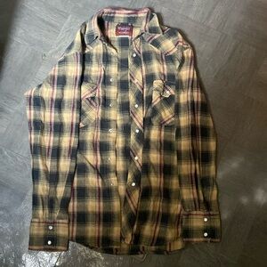 Wrangler flannel